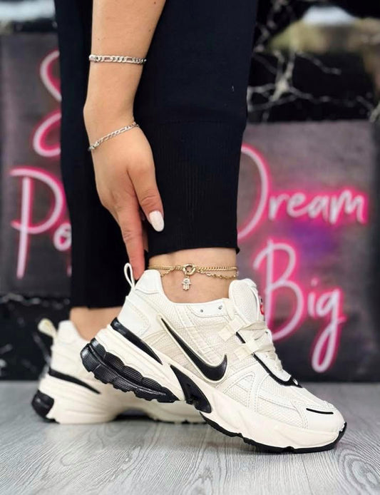 Gray helmet for bikers